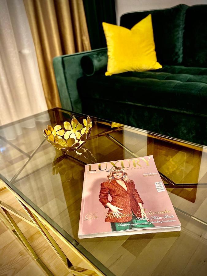 Sarada Boutique Luxury Apartment Deva Esterno foto