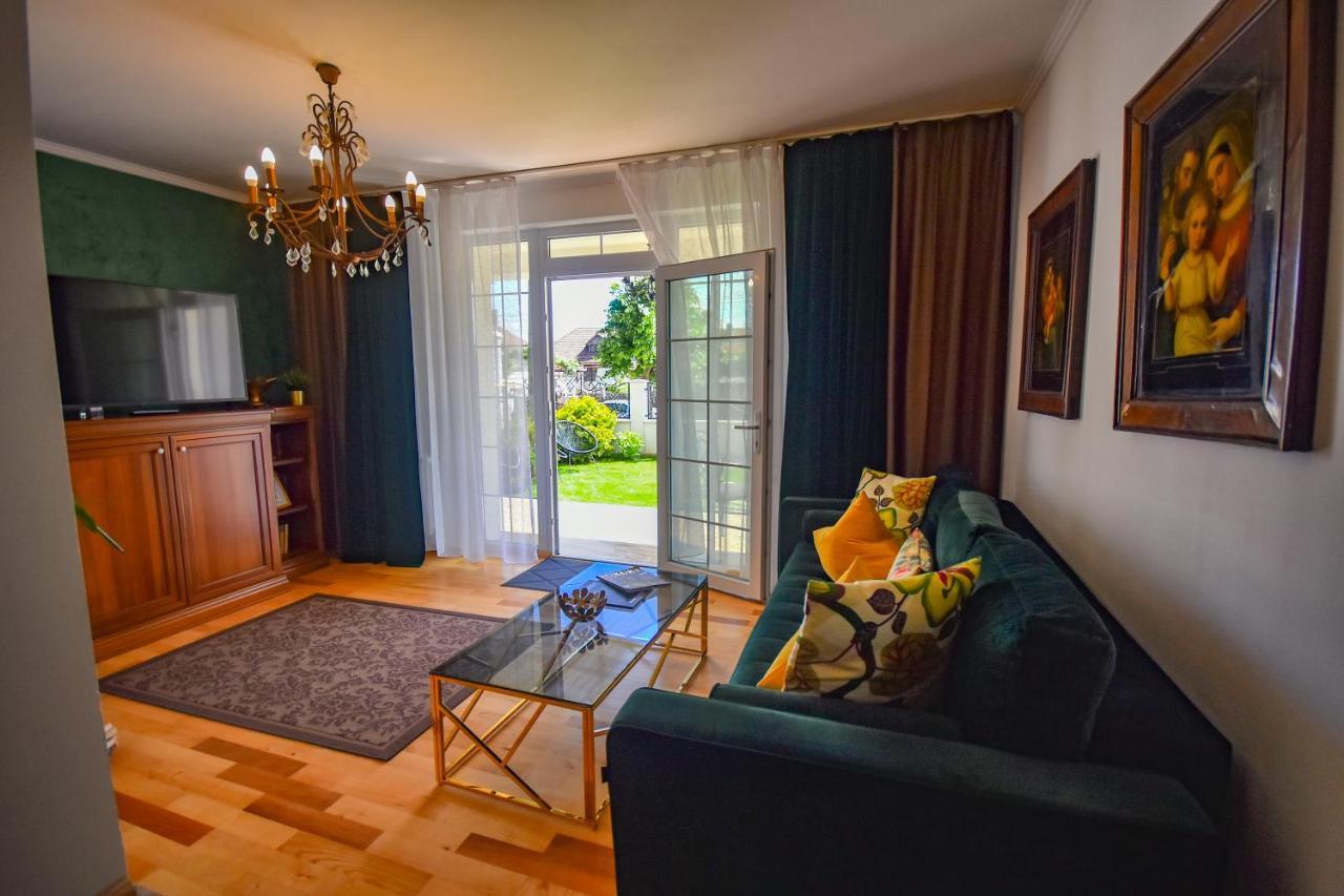 Sarada Boutique Luxury Apartment Deva Esterno foto